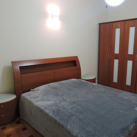 1 Shota Rustaveli Avenue Appartement Tbilisi Buitenkant foto