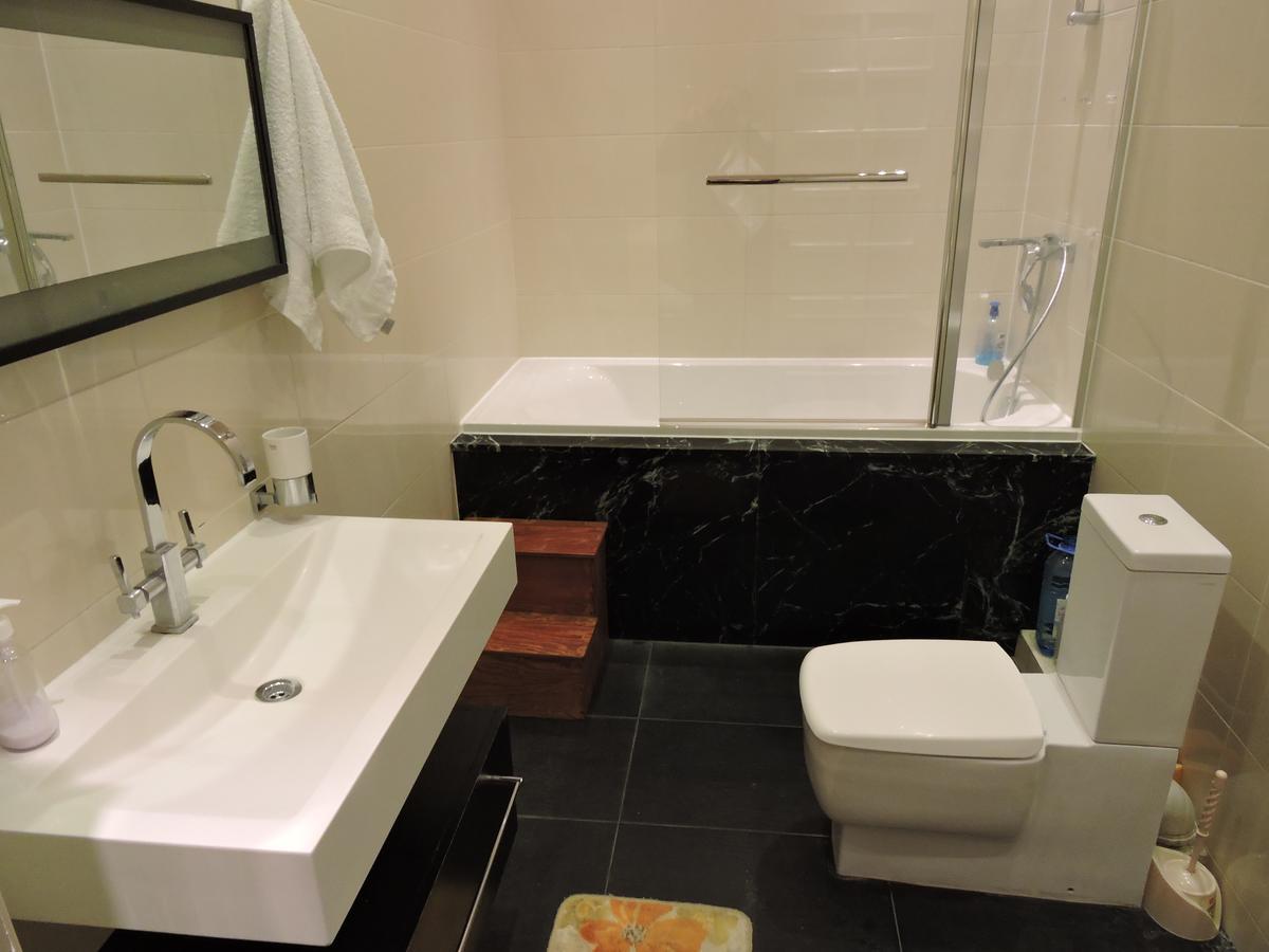 1 Shota Rustaveli Avenue Appartement Tbilisi Buitenkant foto